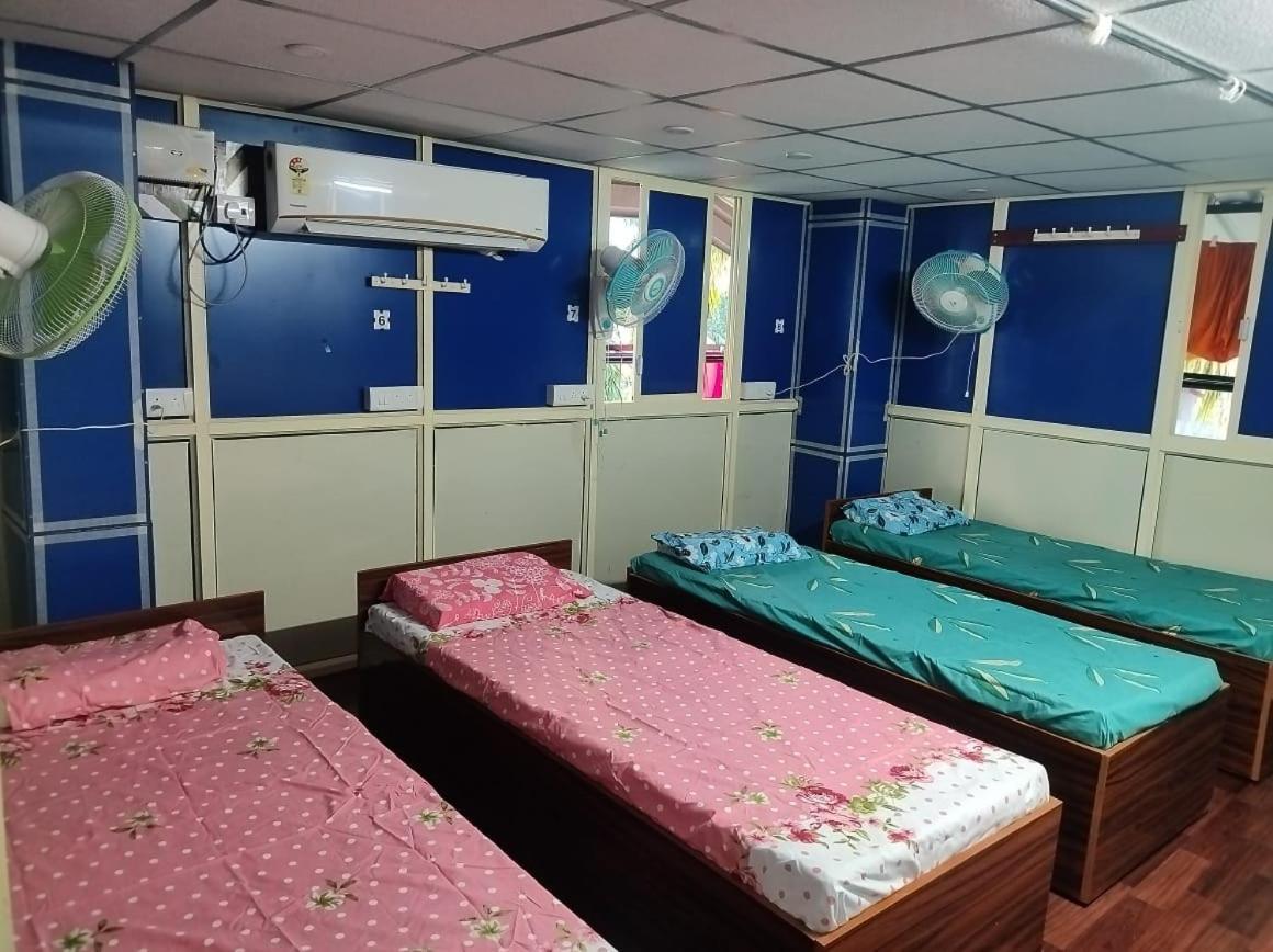 Rajeswari Ac Dormitory For Indian Males Only Порт-Блэр Экстерьер фото
